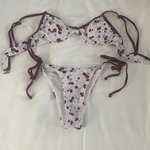 ✨3/$15✨NWOT Cherry Bikini